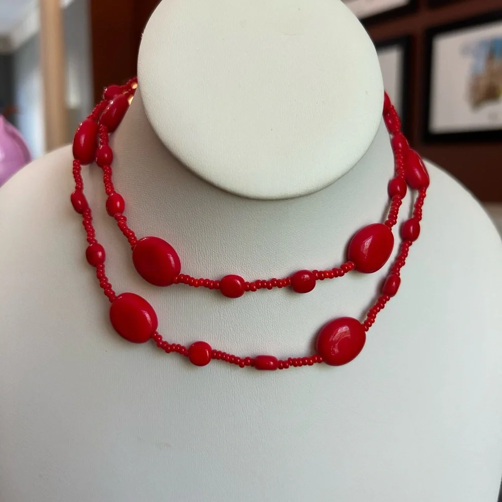 Red Beaded Long Necklace - Women Jewelry - Picture 3 of 3